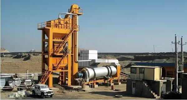 Selection conditions for asphalt mixer vibrating screen mesh_1